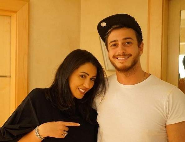 أسماء لمنوّر