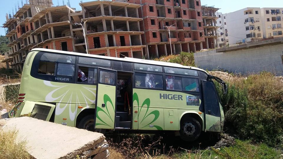 انحراف حافلة