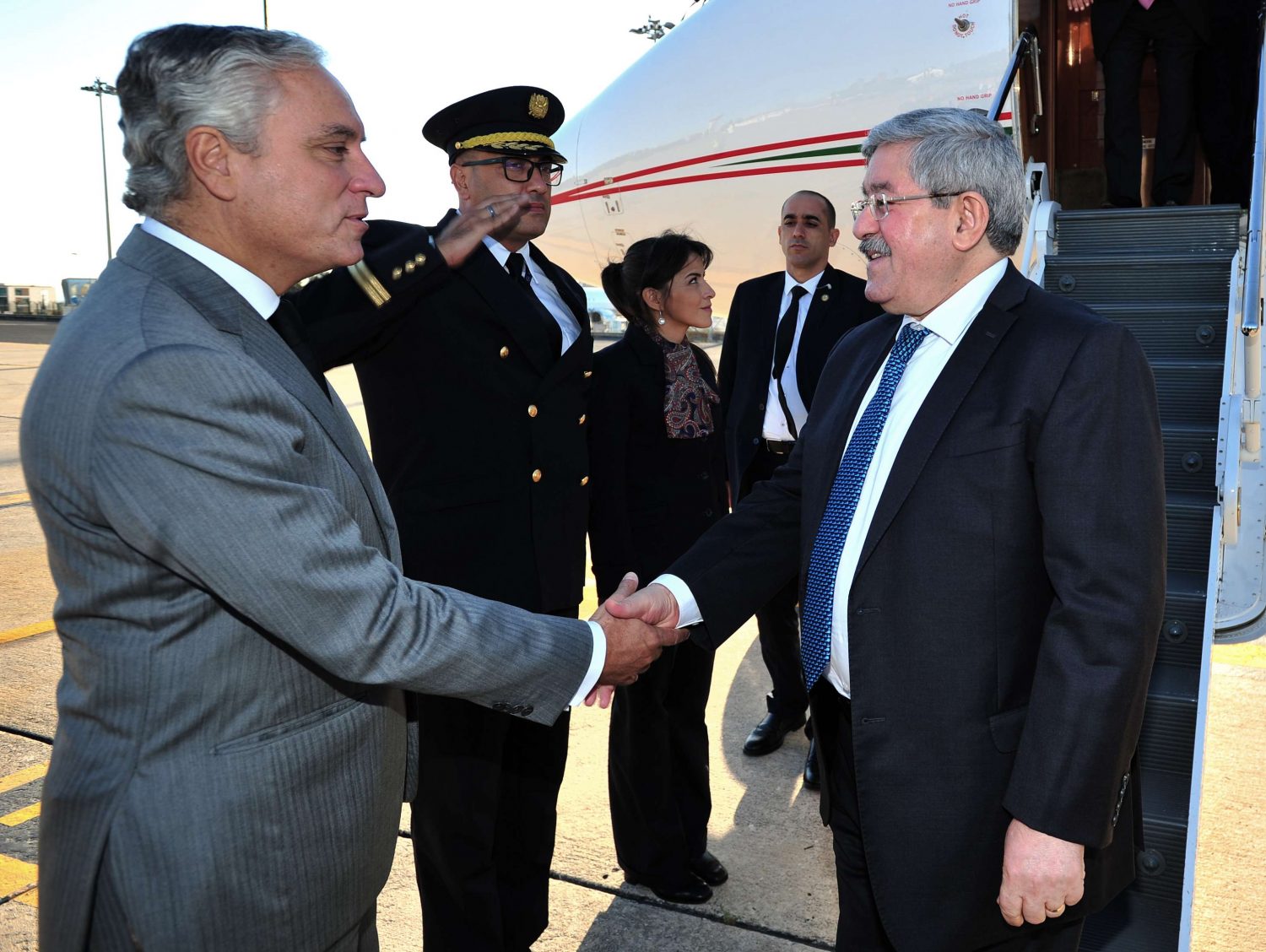 أويحي بالبرتغال