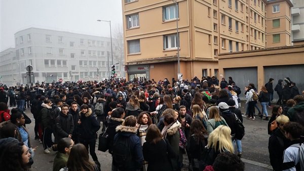 إحتجاج الطلبة بفرنسا