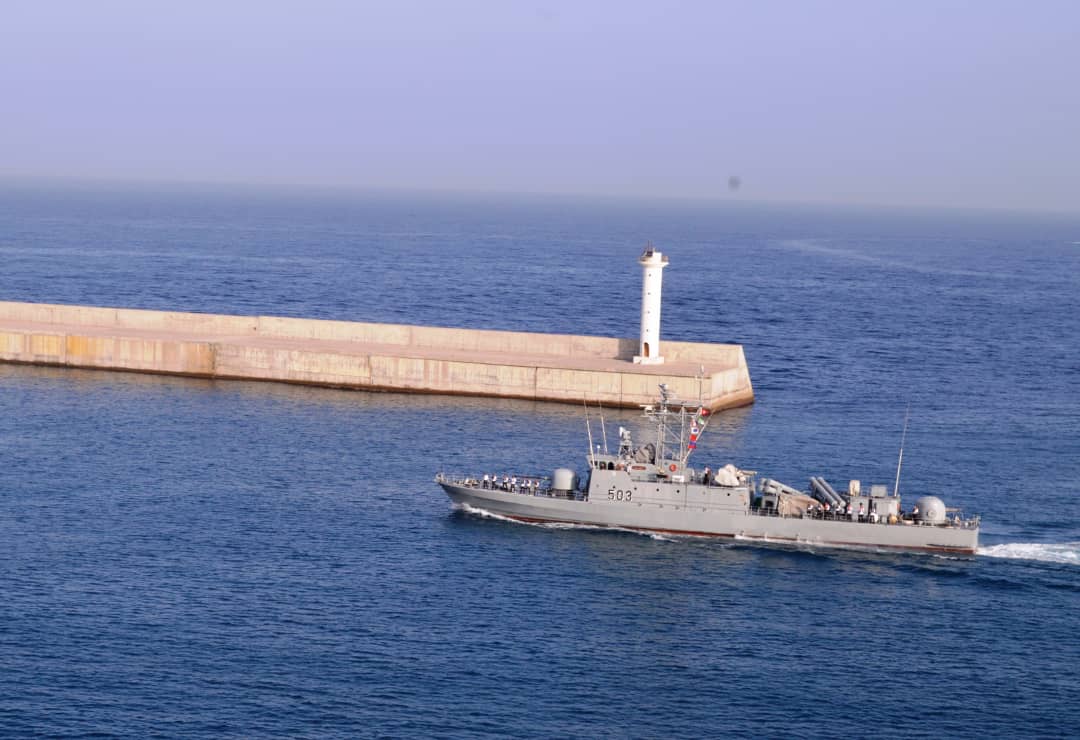 قاذف صاروخي