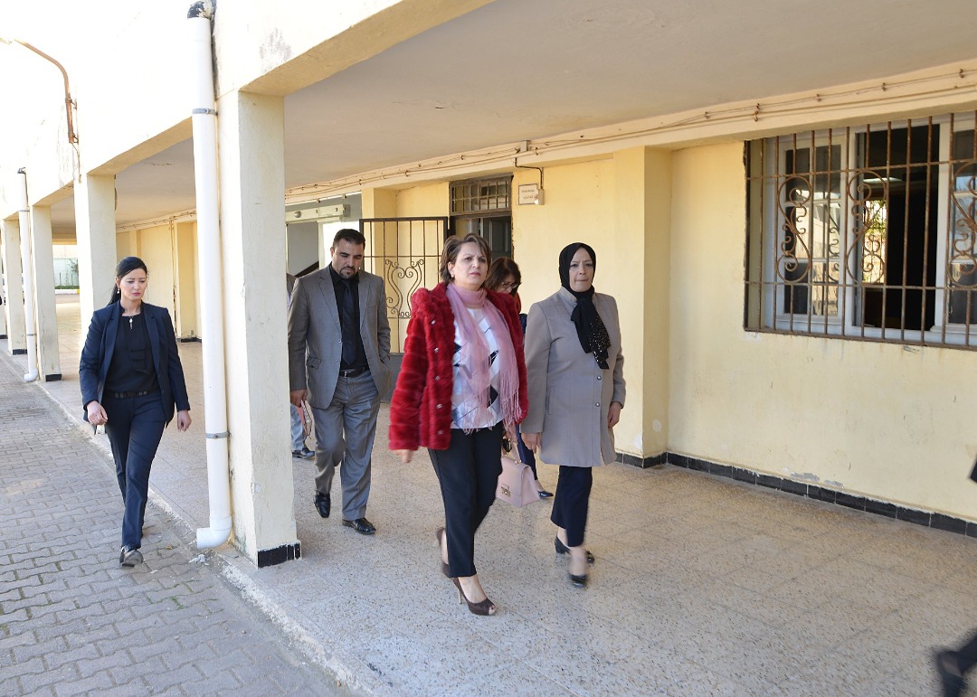 وزيرة الثقافة