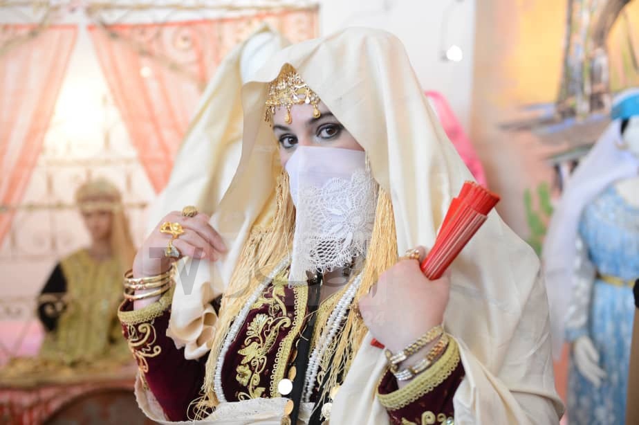 اللباس التقليدي