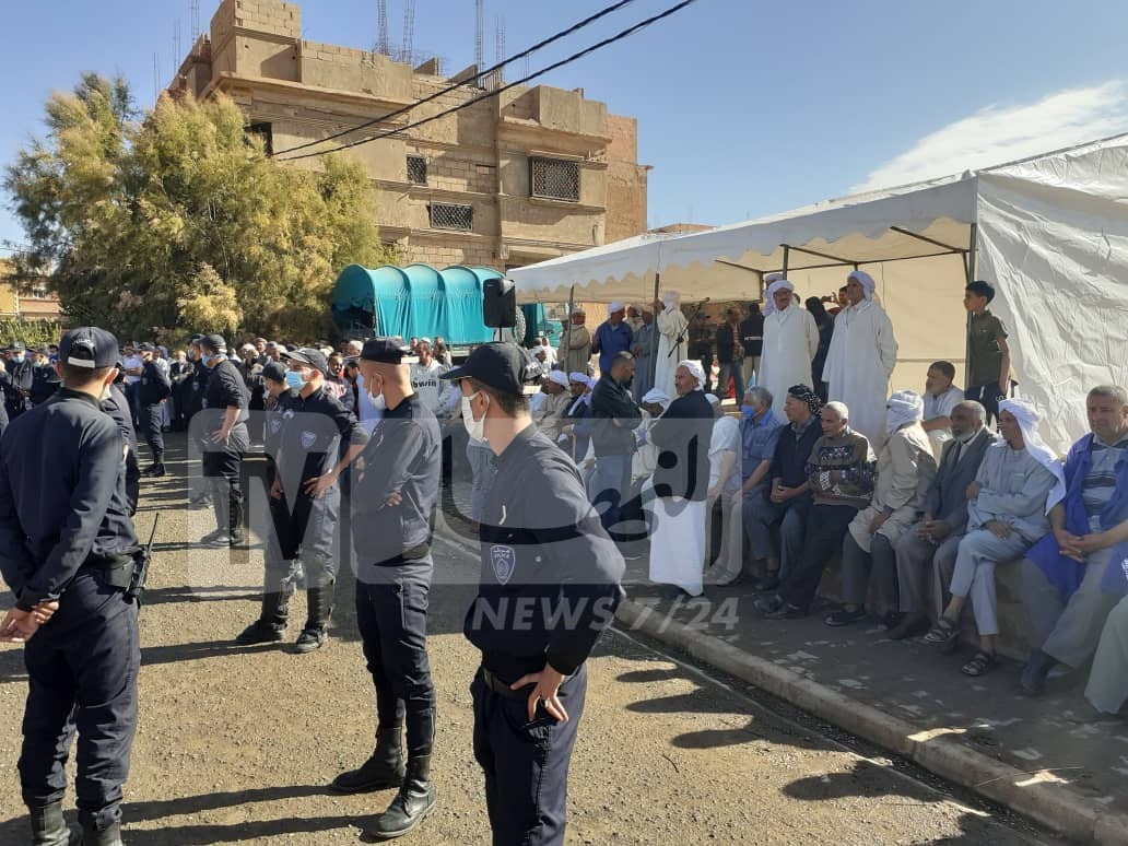 جنازة البيض