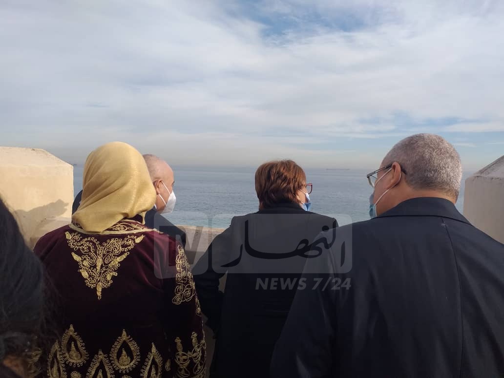 وزيرة الثقافة