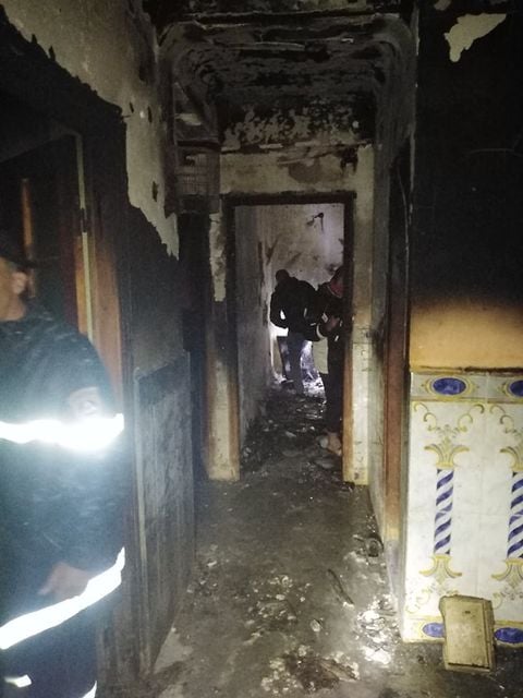 حريق شقة ضيق في التنفس الحماية المدنية الجزائر عين الدفلى