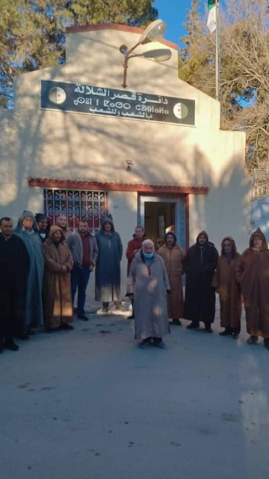 سكان فرعة تيارت احتجاج