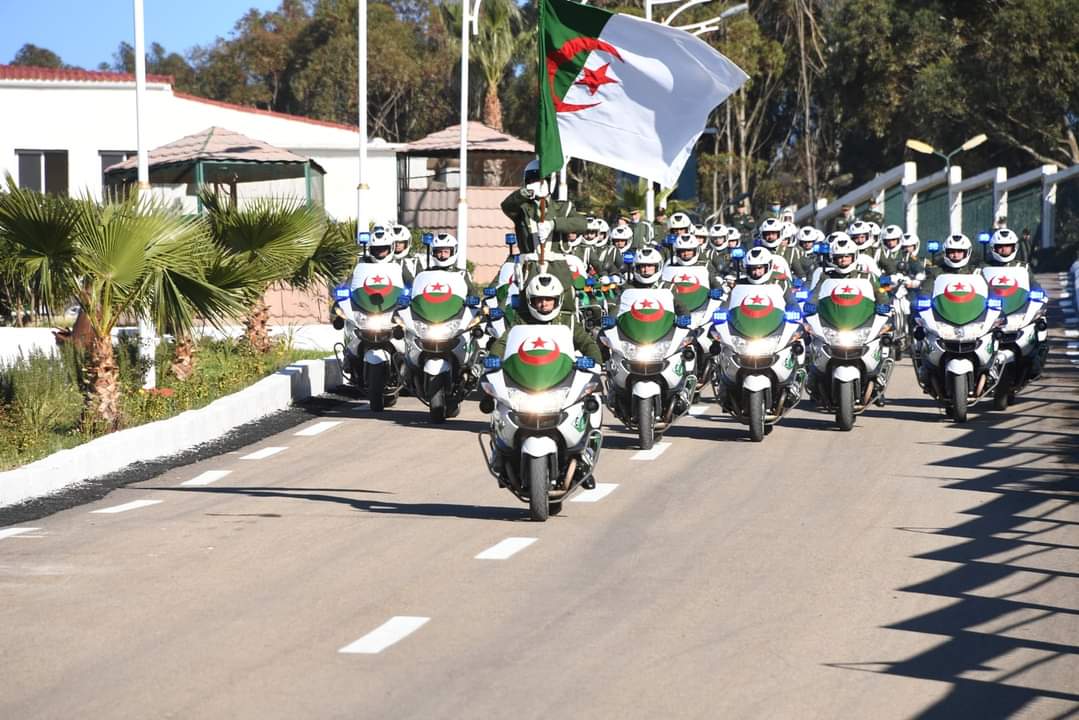 العميد قواسمية في زيارة إلى مدرسة أمن الطرقات للدرك بالعاصمة