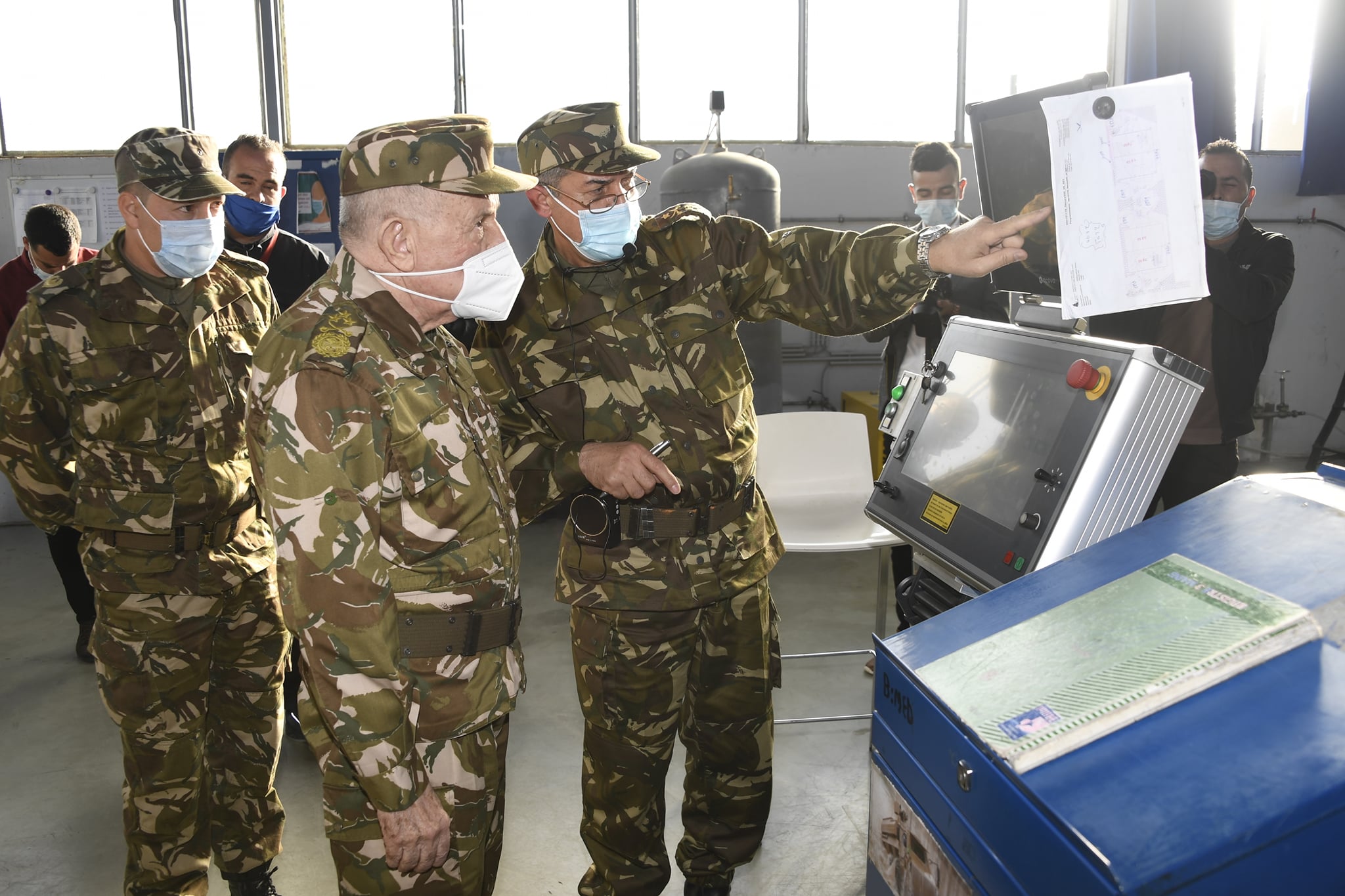 الفريق شنقريحة رئيس اركان الجيش الوطني الشعبي 