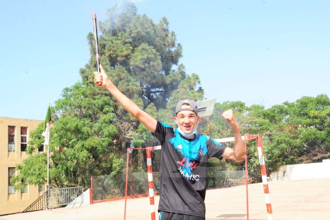 شهادة التعليم المتوسط