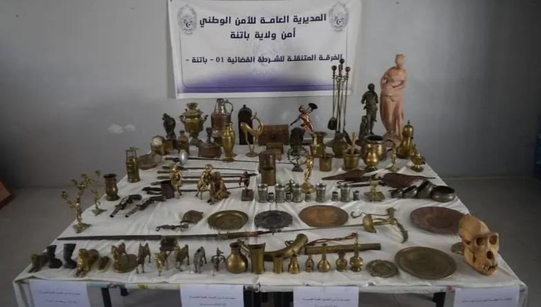 Batna : arrestation d’un individu qui met en vente des reliques et des statues anciennes