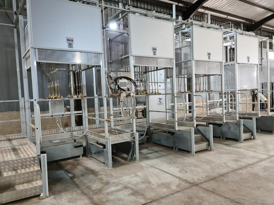 وزير الصناعة