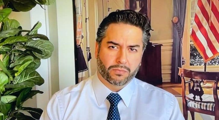 وزير الإقتصاد اللبناني