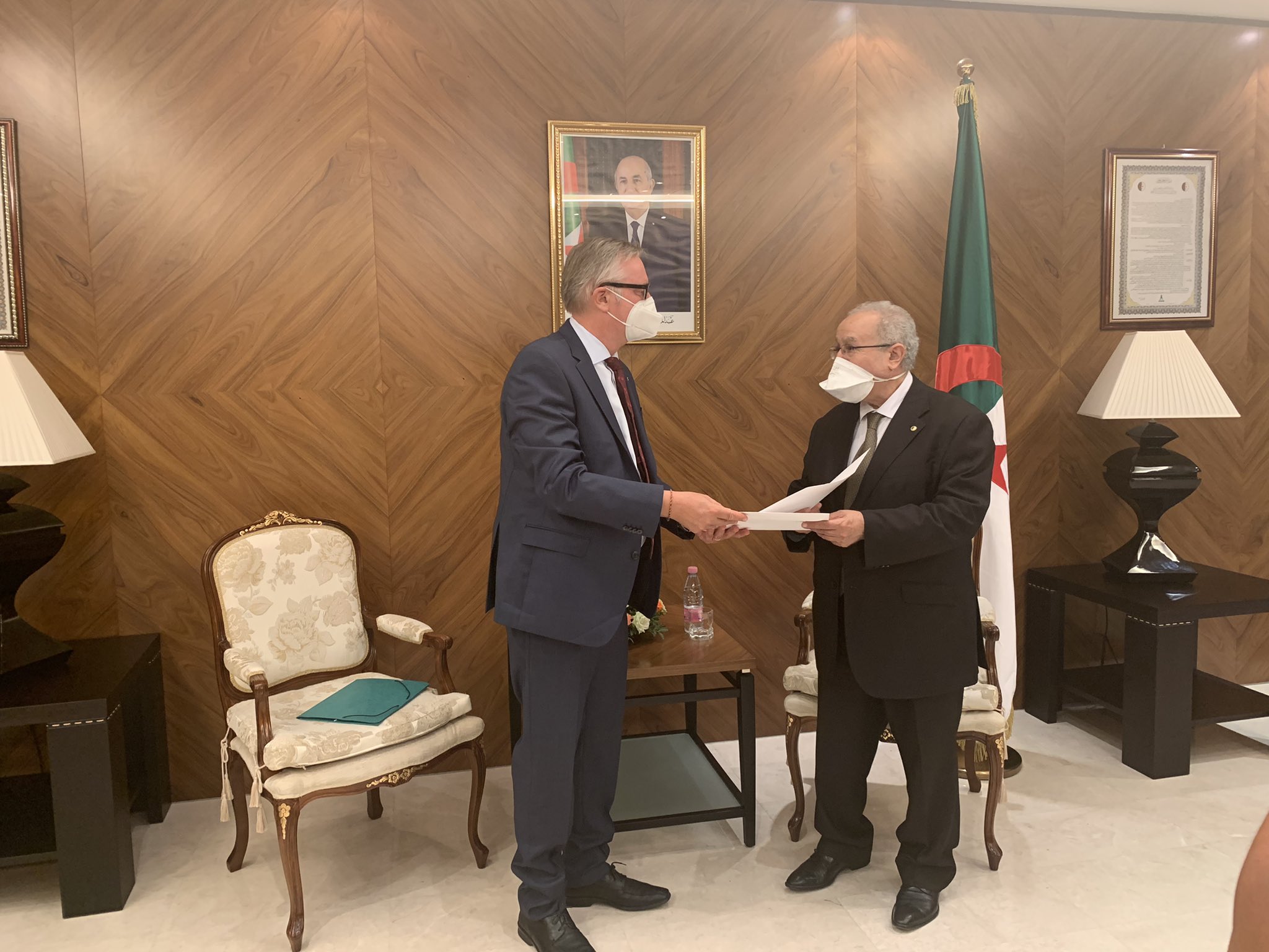 السفراء الجزائر لعمامرة