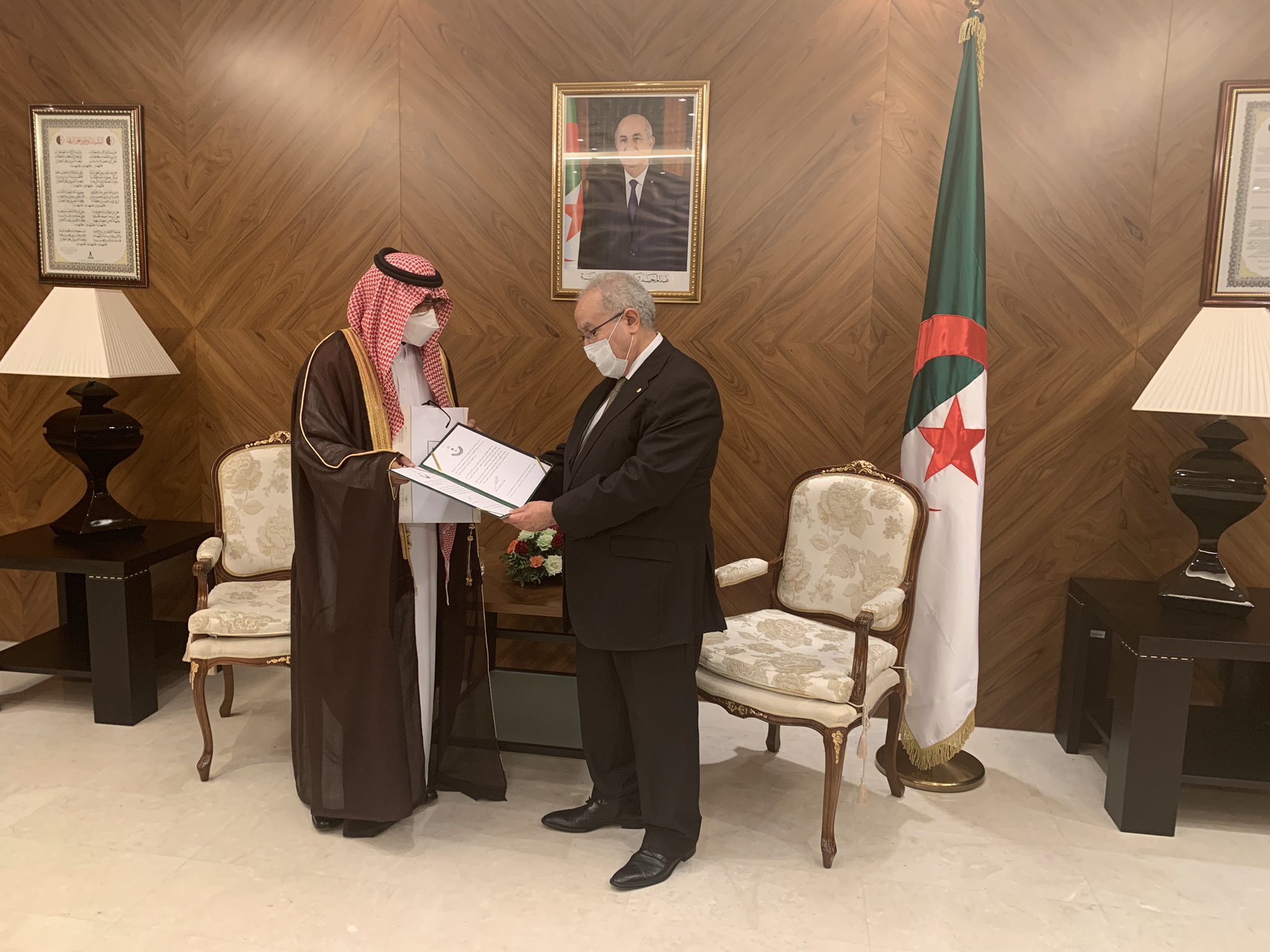 السفراء الجزائر لعمامرة