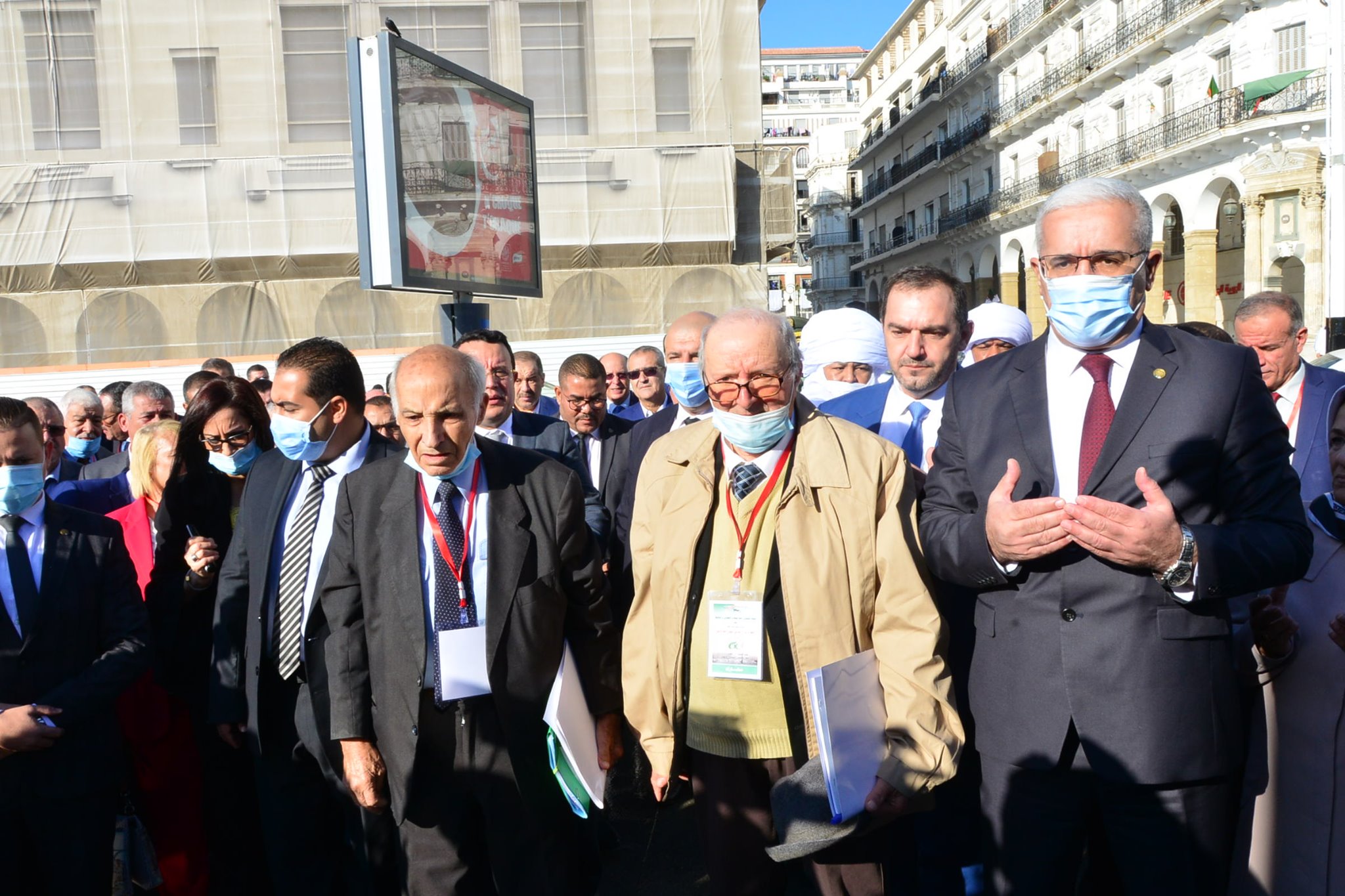 اكليل من الزهور