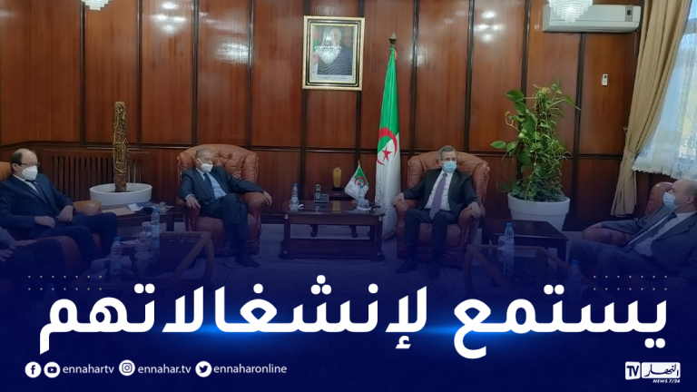 وزير الصحة يجتمع بممثلين عن النقابة الوطنية للأطباء الخواص