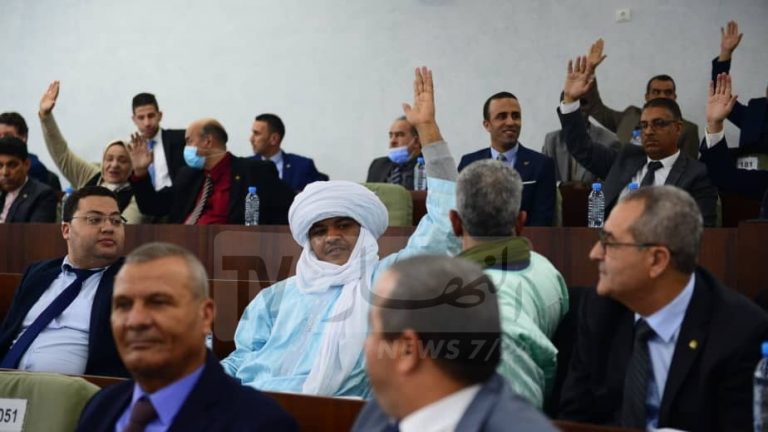 نواب البرلمان يصوتون بالأغلبية على مشروع قانون المالية 2022