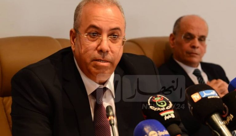 وزير الصناعة