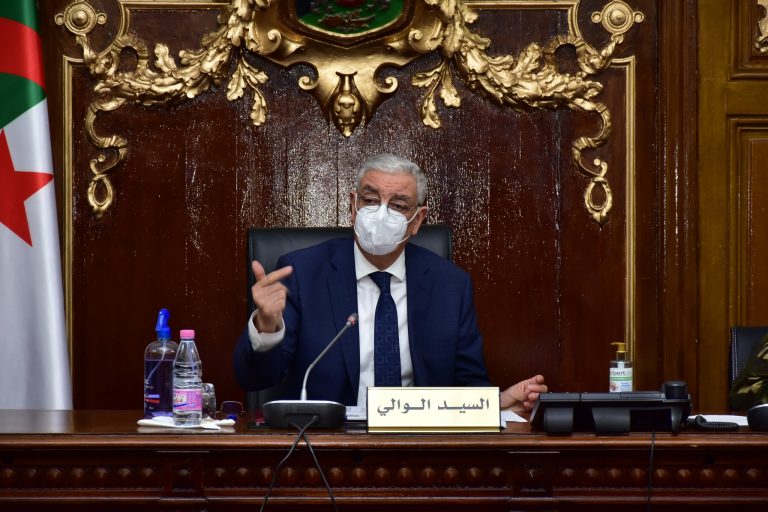 والي