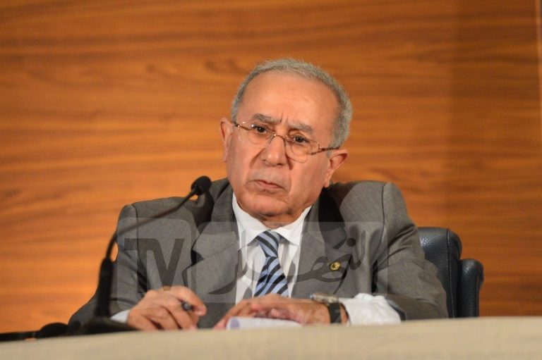 وزير الخارجية لعمامرة