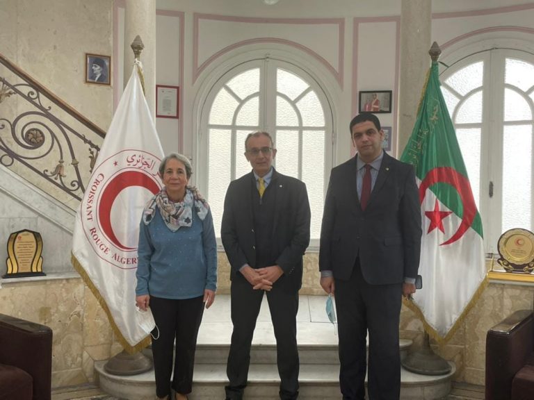 سعيدة بن حبيلس تستقبل المدير الإقليمي للشرق الأوسط وشمال إفريقيا الدكتور حسام الشرقاوي