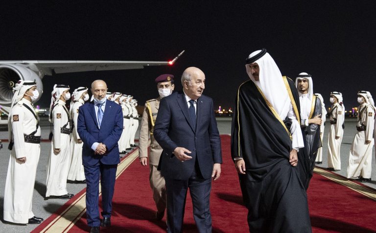 استقبال أمير قطر للرئيس تبون
