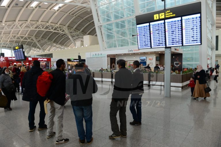 مطار هواري بومدين جمركي