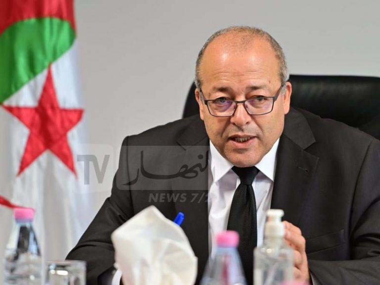 وزير الإتصال