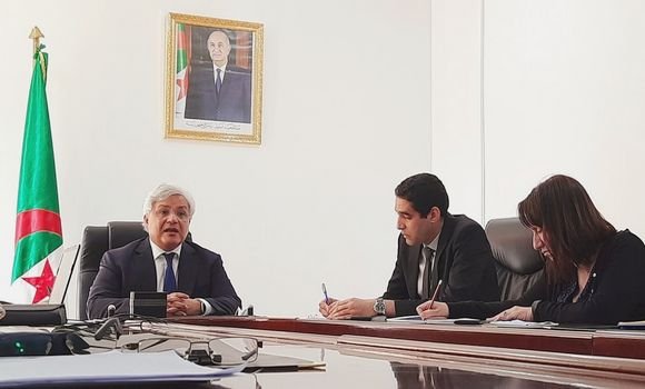 الصناعة الصيدلانية