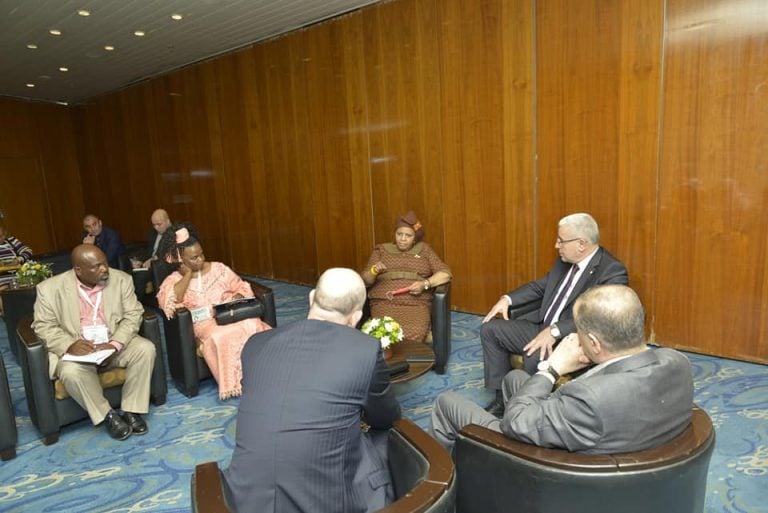 بوغالي يجري محادثات مع رئيسة الجمعية الوطنية لجنوب إفريقيا