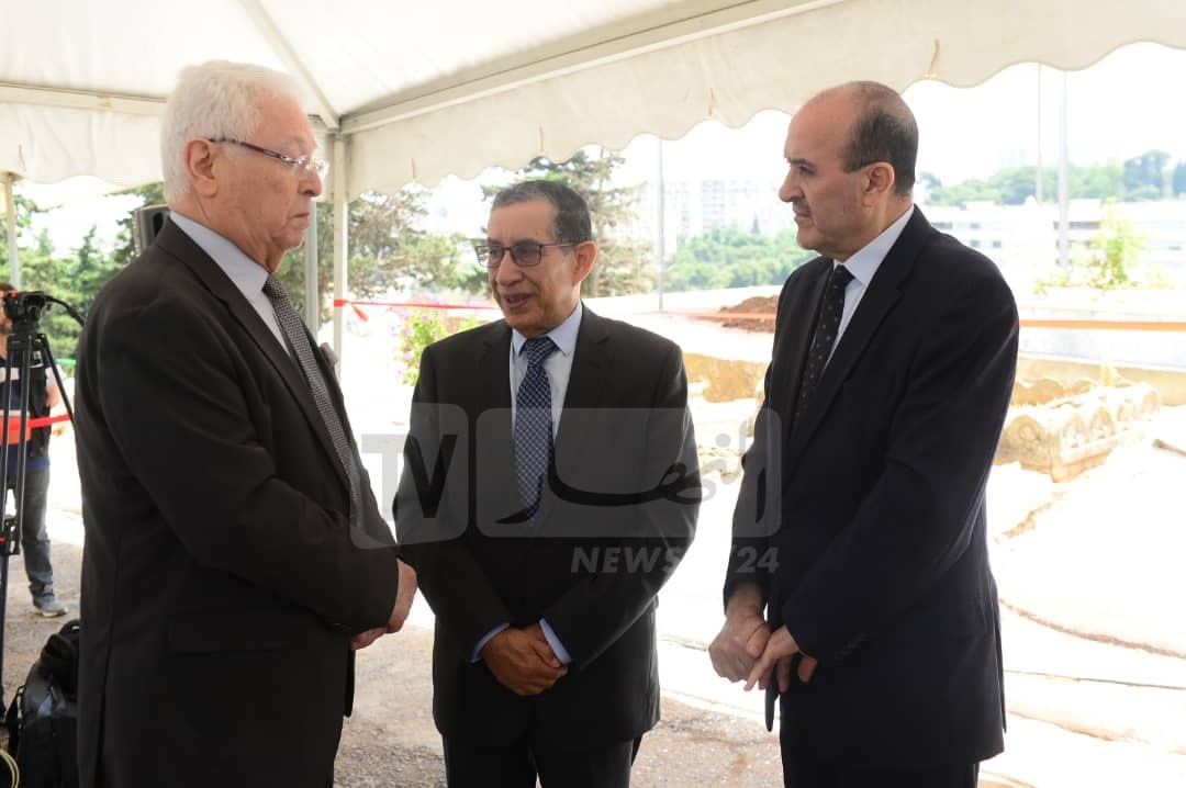 الناطق باسم الرئاسة السابق محند أوسعيد بلعيد يوارى الثرى بمقبرة سيدي يحيى