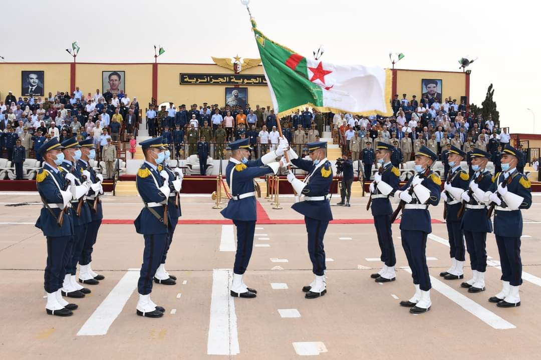 المدرسة العليا للطيران