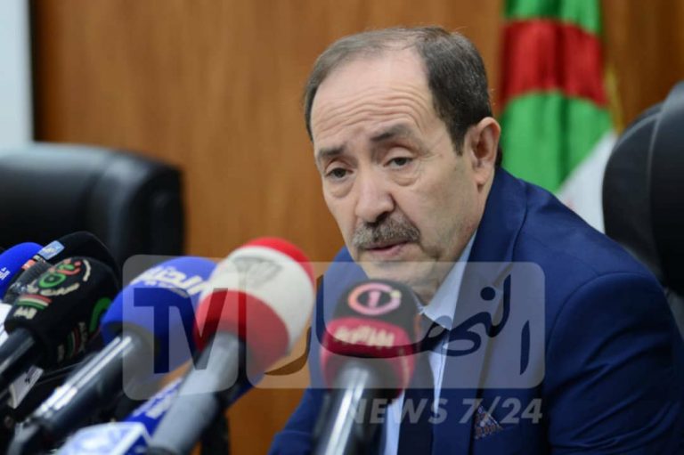 وزير التربية البيام