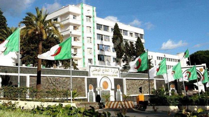 هذا ما كتبته مجلة الجيش حول حادثة هجرة “الاطفال القصر” إلى اسبانيا