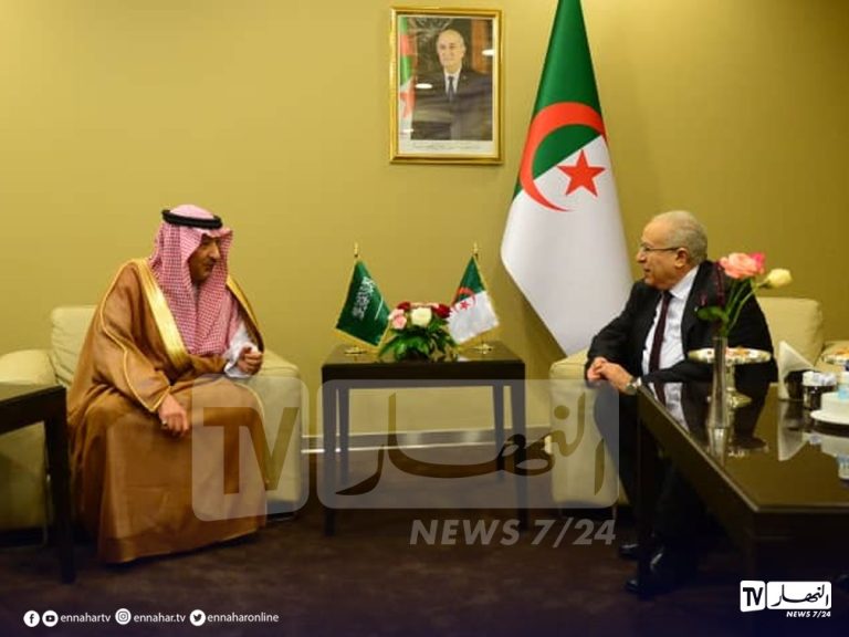 الخارجية القمة العربية لعمامرة