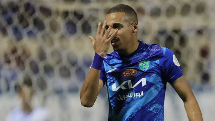 بن دبكة يبدع بـ”دوبلي” أمام الهلال ويرفع رصيده إلى 12 هدفاً في دوري روشن