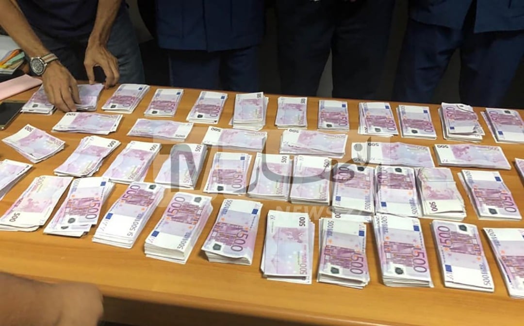 حجز أزيد من 1 مليون أورو خلال 4 أشهر