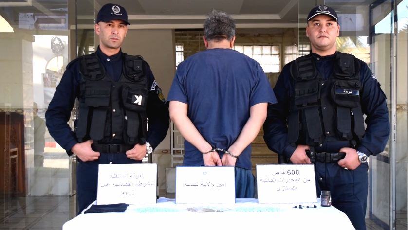 الأمن يضبط 2668 قرصاً مهلوساً بتبسة