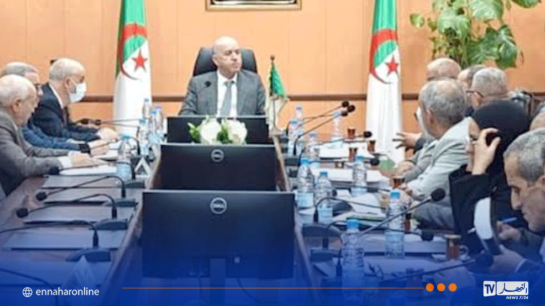 تعزيز و تطوير الخدمات بمصالح الاستعجالات.. وزير الصحة يعقد اجتماعا مهما