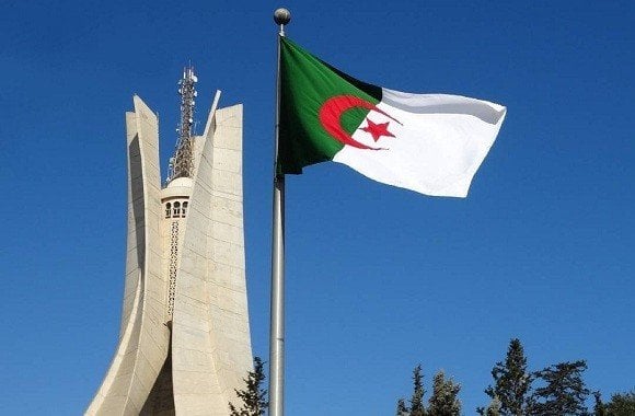وأج: الدوائر الفرنسية تواصل تسيير العلاقات الجزائرية الفرنسية بمنتهى الارتجال وسوء الحنكة