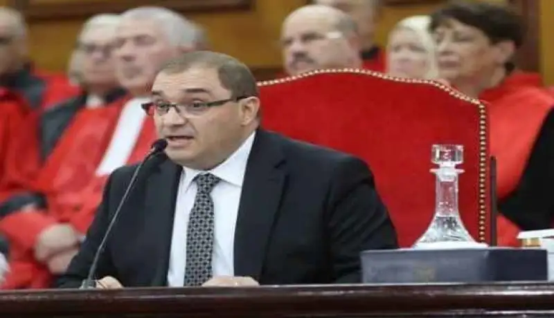 وزير العدل يؤكد على دور الموثق في مكافحة تبييض الأموال وتمويل الإرهاب
