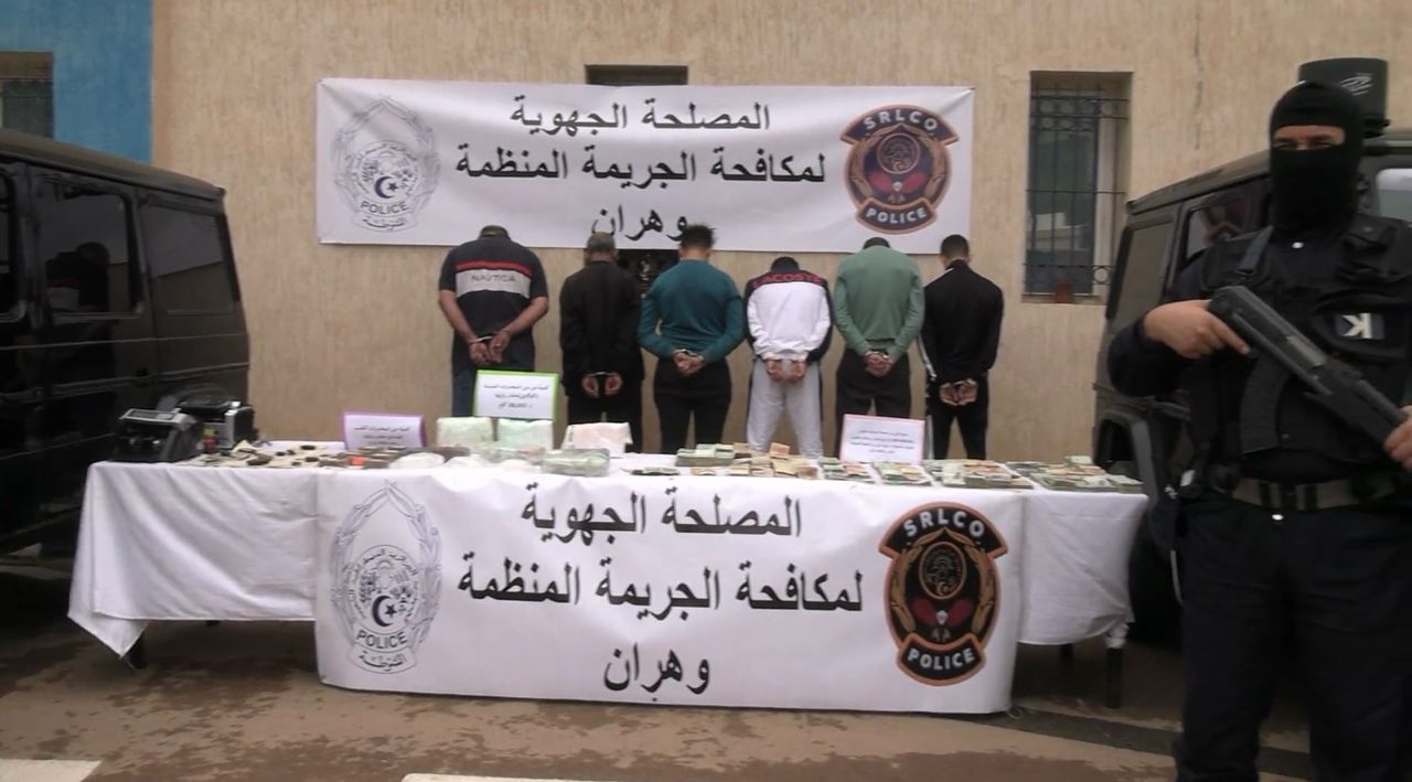 الإيقاع بشبكة إجرامية مُنظمة تهرّب الكوكايين من المغرب إلى وهران