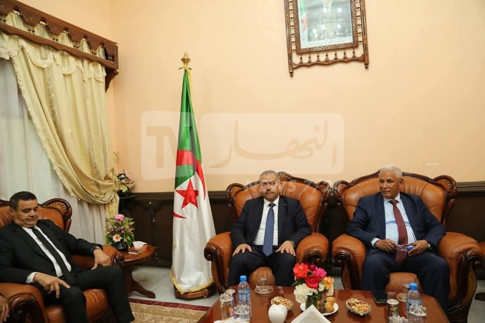 وزير التربية الوطنية يحل بولاية غرداية للإشراف على إنطلاق إمتحانات “البيام”