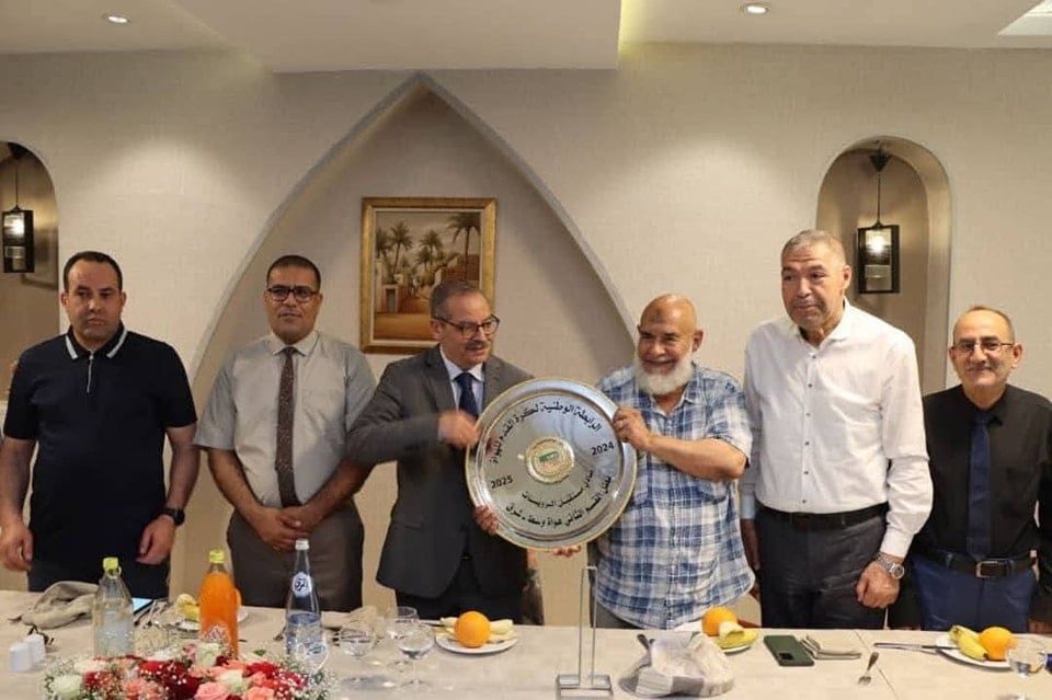 بالصور.. والي ورقلة يقيم مأدبة غداء على شرف فريق مستقبل الرويسات