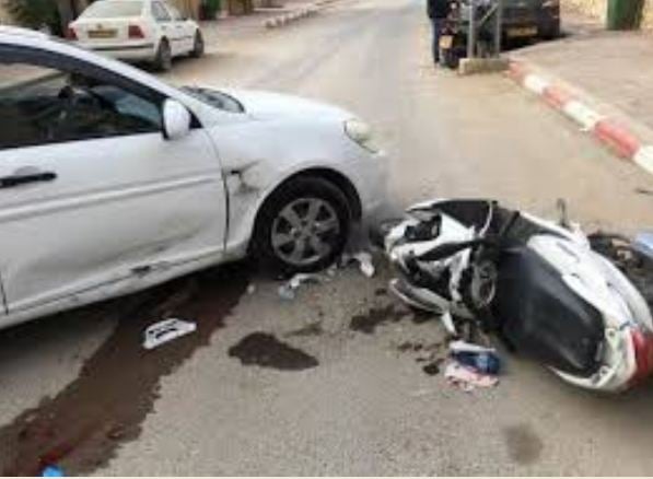 عنابة.. جريحان في اصطدام بين سيارة ودراجة نارية