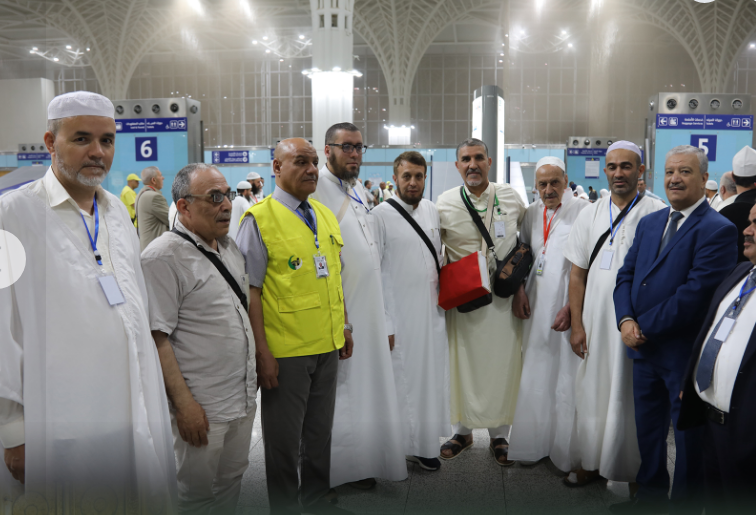 بالتكبير والدعاء.. وصول الفوج الأوّل من الحجاج الجزائريين إلى المدينة المنورة