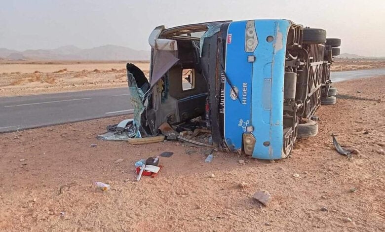 تندوف.. 8 جرحى في انقلاب حافلة بأم العسل