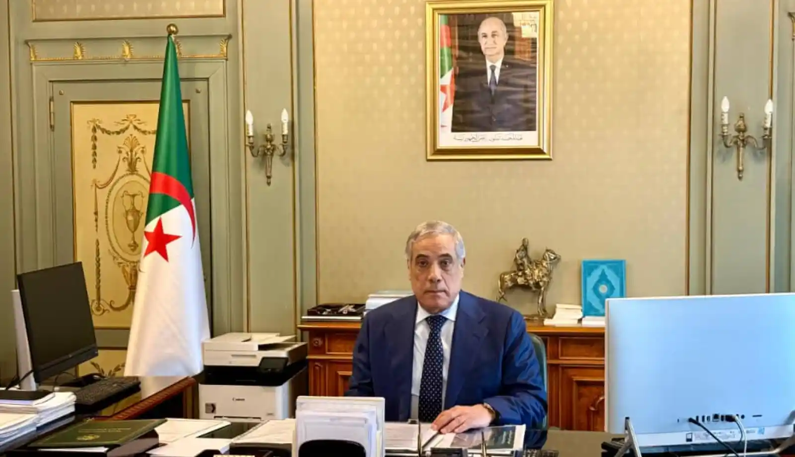 دراسة مشاريع هامة.. الوزير الأول يترأس اجتماعا للحكومة