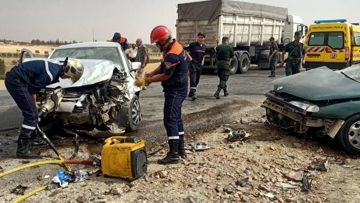 تيسمسيلت.. 5 جرحى في اصطدام بين سيارتين